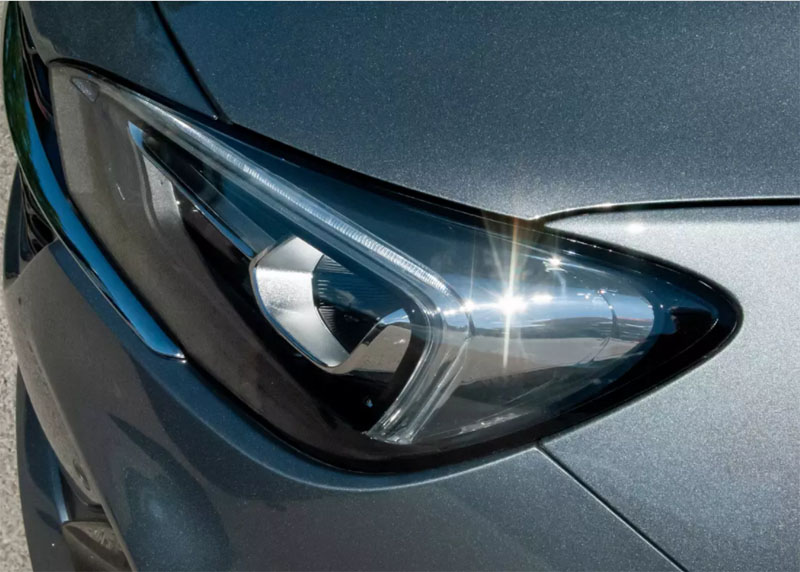 car led head lamp is a must for any car