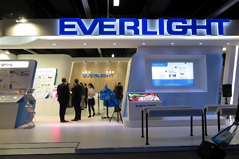 Everlight showed many latest  Mini LED lamp modules  at 2019 CEATEC in Japan