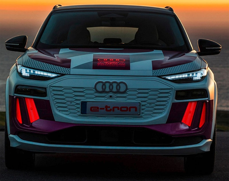 The latest OLED rear lights on Audi EV Q6 e-tron